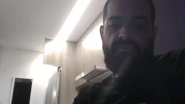 guccititi online show from 11-10-25, 02:32