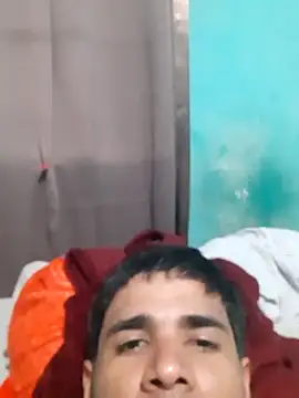 Snapshot of Andresjflds chatting on 02-18-26, 05:03 Andresjflds online show from 02-18-26, 05:03