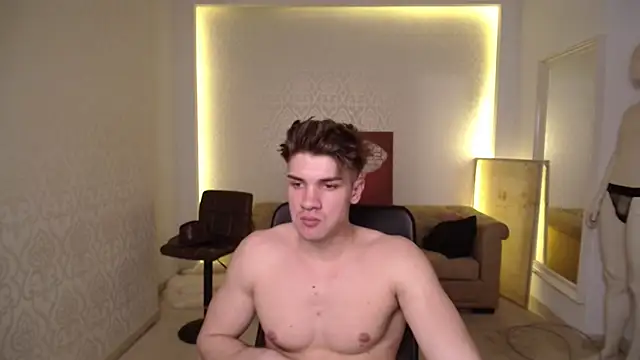 Snapshot of MaxKaiden chatting on 02-25-25, 12:03 MaxKaiden online show from 02-25-25, 12:03