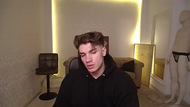 Snapshot of MaxKaiden chatting on 03-01-25, 05:09 MaxKaiden online show from 03-01-25, 05:09