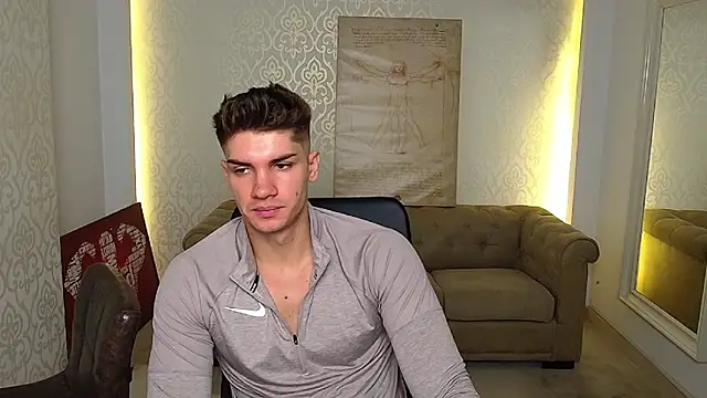 Snapshot of MaxKaiden chatting on 10-05-25, 04:44 MaxKaiden online show from 10-05-25, 04:44