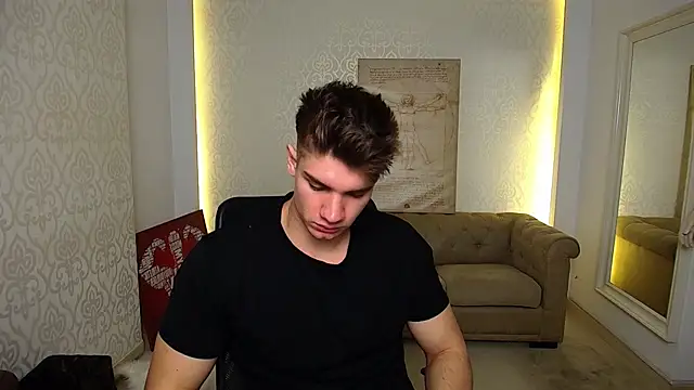 Snapshot of MaxKaiden chatting on 10-11-25, 05:17 MaxKaiden online show from 10-11-25, 05:17