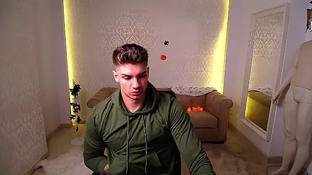 Snapshot of MaxKaiden chatting on 10-19-25, 04:46 MaxKaiden online show from 10-19-25, 04:46