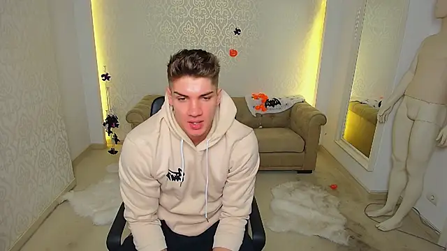 Snapshot of MaxKaiden chatting on 10-29-25, 05:53 MaxKaiden online show from 10-29-25, 05:53