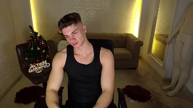 Snapshot of MaxKaiden chatting on 11-29-25, 05:32 MaxKaiden online show from 11-29-25, 05:32