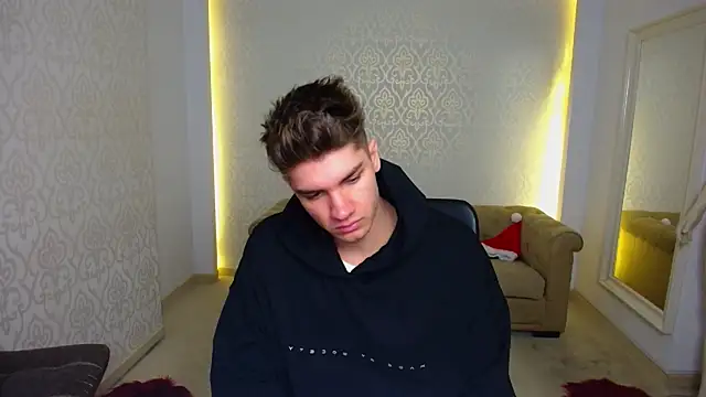 MaxKaiden online show from 01-14-26, 05:35