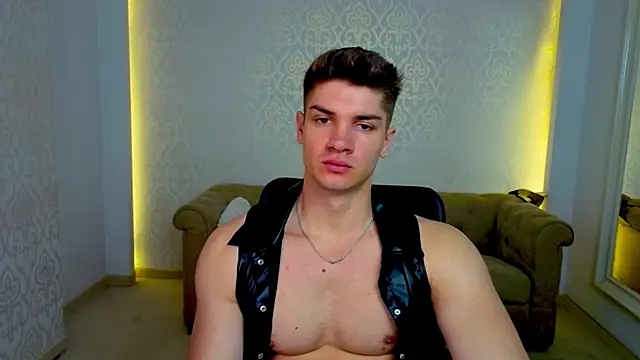Snapshot of MaxKaiden chatting on 05-13-26, 05:38 MaxKaiden online show from 05-13-26, 05:38