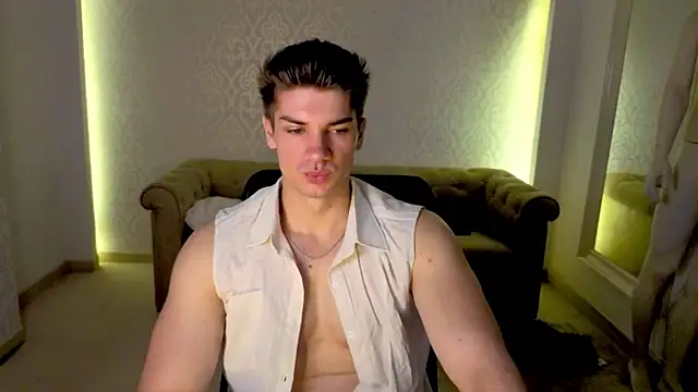 Snapshot of MaxKaiden chatting on 06-06-26, 04:06 MaxKaiden online show from 06-06-26, 04:06