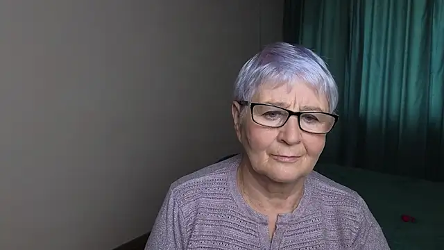 Sandra Snowflake online show from 09-18-25, 11:34