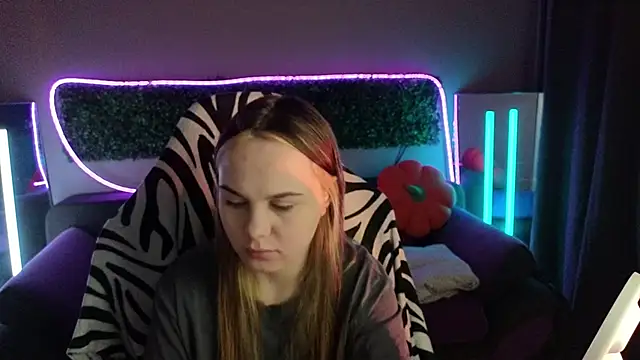 Dyna bae online show from 11-14-25, 02:21