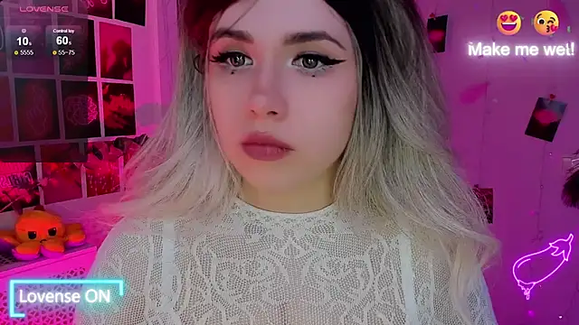 Snapshot of Sparkle_Mona chatting on 02-20-25, 04:50 Sparkle Mona online show from 02-20-25, 04:50