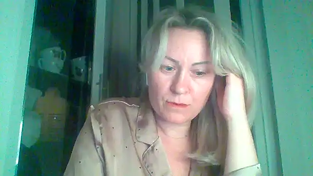 Snapshot of Mary888x chatting on 02-22-25, 08:53 Mary888x online show from 02-22-25, 08:53