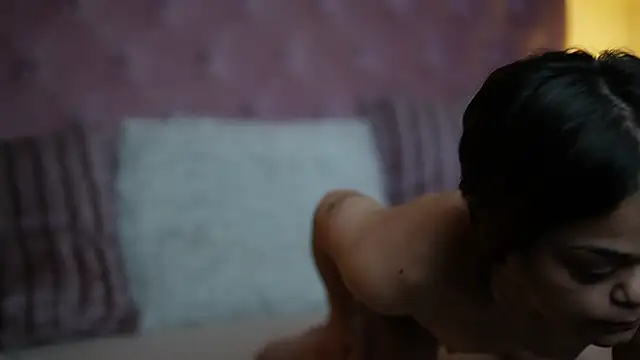 Snapshot of MaiaMini chatting on 09-30-25, 02:49 MaiaMini online show from 09-30-25, 02:49