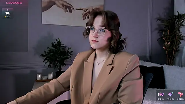 Snapshot of Rada_Woods chatting on 02-28-25, 09:33 Rada Woods online show from 02-28-25, 09:33