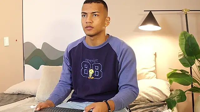 Rafa2004Cruz online show from 11-26-25, 12:28