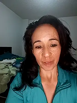 Snapshot of Coeur_de_luxure chatting on 03-10-25, 07:50 Coeur de luxure online show from 03-10-25, 07:50