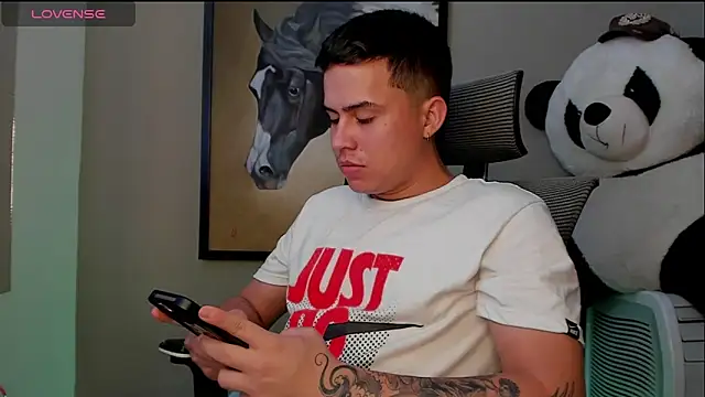 mattiwsmorris  online show from 09-22-25, 06:10