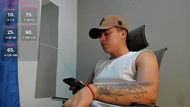 Snapshot of mattiwsmorris_ chatting on 11-29-25, 07:00 mattiwsmorris online show from 11-29-25, 07:00