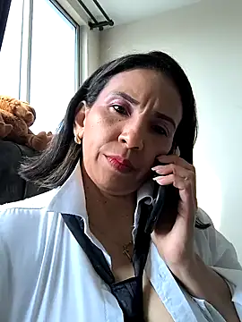 Mrsvictoriaaa online show from 03-08-25, 08:46