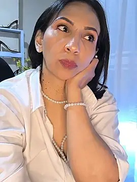 Mrsvictoriaaa online show from 06-08-26, 08:53