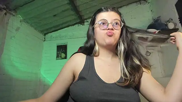 Emily  katz online show from 09-08-25, 10:53