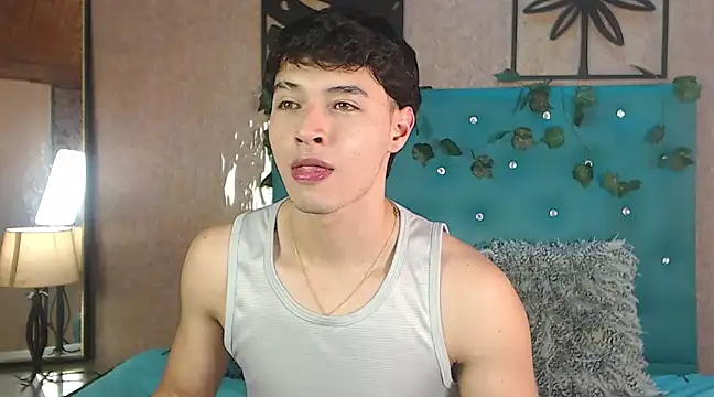 LiamAndrewzz online show from 02-19-25, 08:10