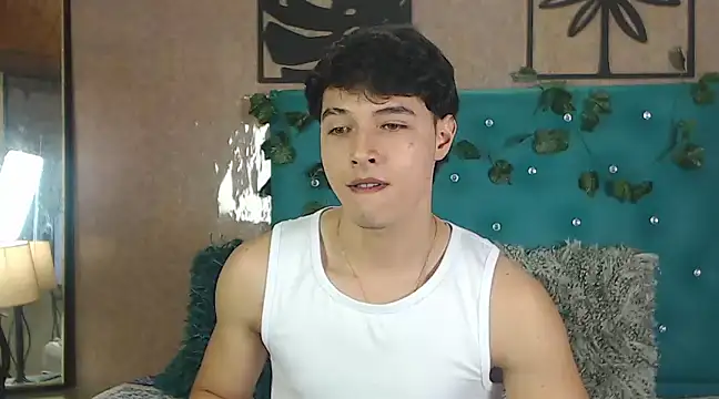 LiamAndrewzz online show from 02-25-25, 05:30