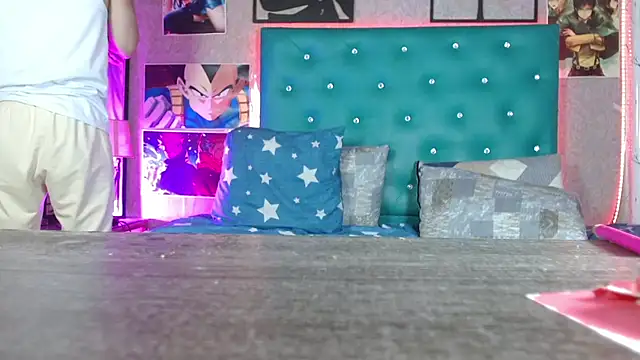 LiamAndrewzz online show from 04-18-26, 07:56