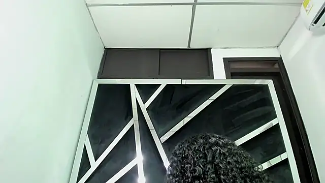 Snapshot of Rubyxht chatting on 03-16-25, 04:12 Rubyxht online show from 03-16-25, 04:12