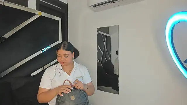 Snapshot of Rubyxht chatting on 09-26-25, 12:42 Rubyxht online show from 09-26-25, 12:42