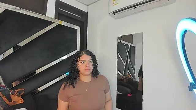 Snapshot of Rubyxht chatting on 09-28-25, 12:32 Rubyxht online show from 09-28-25, 12:32