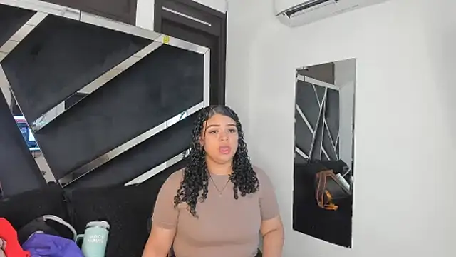 Snapshot of Rubyxht chatting on 10-09-25, 12:36 Rubyxht online show from 10-09-25, 12:36