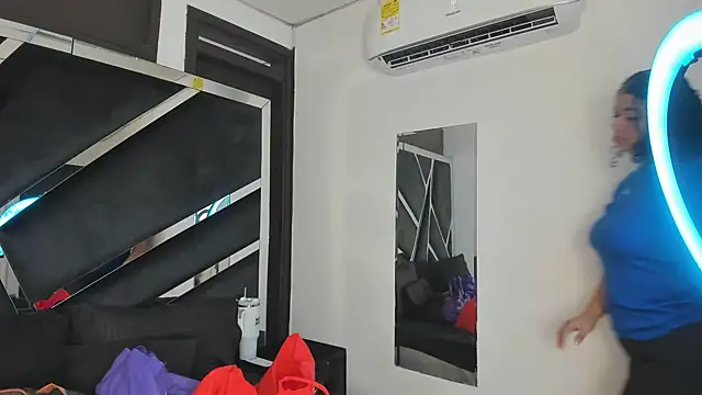 Snapshot of Rubyxht chatting on 10-15-25, 12:38 Rubyxht online show from 10-15-25, 12:38