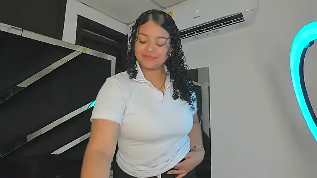 Snapshot of Rubyxht chatting on 10-24-25, 12:56 Rubyxht online show from 10-24-25, 12:56