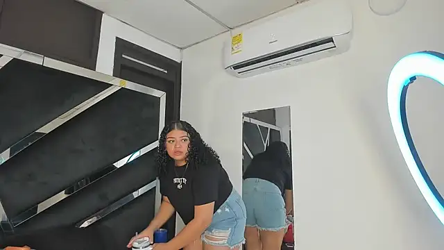 Snapshot of Rubyxht chatting on 10-29-25, 12:51 Rubyxht online show from 10-29-25, 12:51