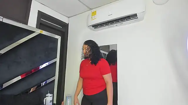 Snapshot of Rubyxht chatting on 11-05-25, 12:38 Rubyxht online show from 11-05-25, 12:38