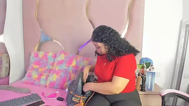 Snapshot of Rubyxht chatting on 11-12-25, 12:27 Rubyxht online show from 11-12-25, 12:27