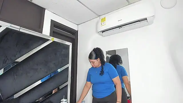 Snapshot of Rubyxht chatting on 11-23-25, 12:38 Rubyxht online show from 11-23-25, 12:38