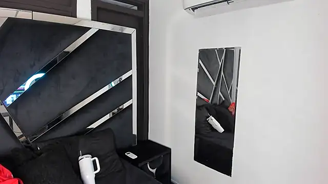 Snapshot of Rubyxht chatting on 12-16-25, 12:32 Rubyxht online show from 12-16-25, 12:32