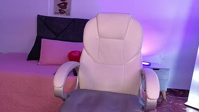 camille1310 online show from 09-21-25, 09:38