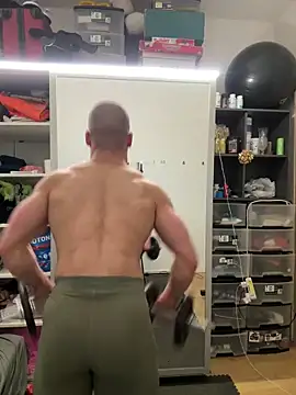 pesyelisa online show from 02-26-25, 07:38