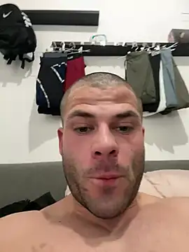 pesyelisa online show from 03-08-25, 03:02