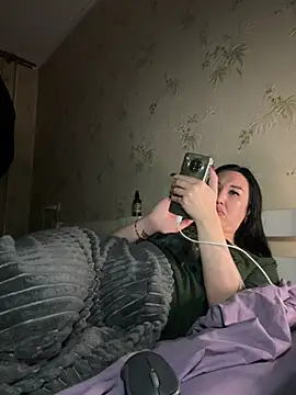 Naughtbaby 2025 online show from 03-21-25, 12:29