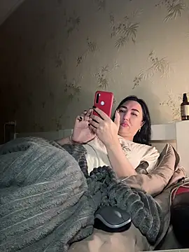 Naughtbaby 2025 online show from 09-12-25, 02:55