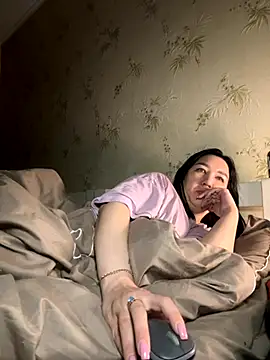 Naughtbaby 2025 online show from 10-25-25, 11:21