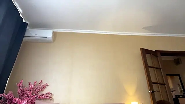 selena shawty online show from 03-18-26, 07:44