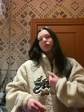 AlishaPrettyBlade online show from 03-06-25, 09:36