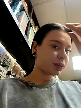 AlishaPrettyBlade online show from 09-11-25, 10:48