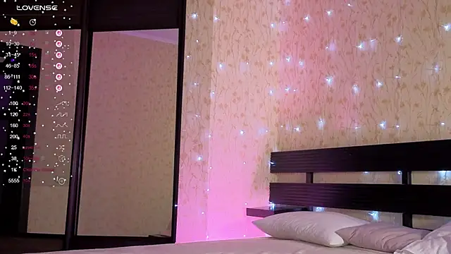 Snapshot of Nasy chatting on 01-08-26, 09:39 Nasy online show from 01-08-26, 09:39