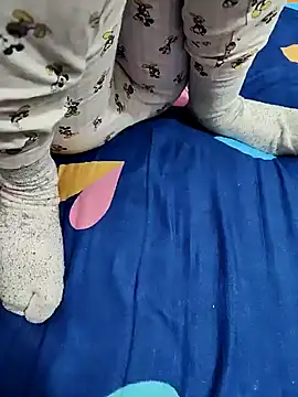 Snapshot of HorNy_Bro_Sis chatting on 02-23-25, 04:35 HorNy Bro Sis online show from 02-23-25, 04:35